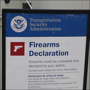 Airport Firearms Declaration by Nick Holland [CC-BY-SA-2.0 (http://creativecommons.org/licenses/by-sa/2.0)], via Flickr https://www.flickr.com/photos/nic1/2569359725 [cropped]
