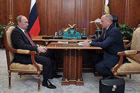 Putin and Vnesheconombank Chairman Dmitriev http://www.veb.ru/en/press/news/arch_news/index.php?id_19=30398 [Fair Use]