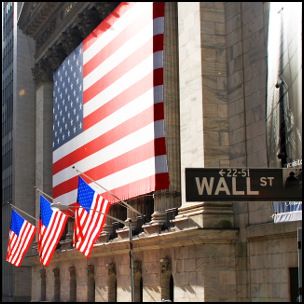 Wall Street by Dave Center [CC-BY-SA-2.0 (http://creativecommons.org/licenses/by-sa/2.0)], via Flickr https://www.flickr.com/photos/davidcenterphotography/4171023612/[cropped]