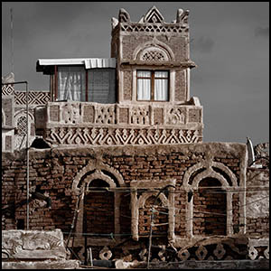 SanaÃ¡, Yemen by Rod Waddington [CC-BY-SA-2.0 (http://creativecommons.org/licenses/by-sa/2.0)], via Flickr https://www.flickr.com/photos/rod_waddington/16293960729[cropped]